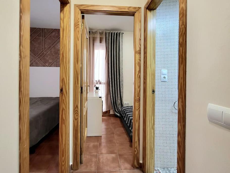 Flamenco, Apartamento Exclusivo De Dos Habitaciones En El Pleno Del Casco Antiguo, Alicante, Playa, Centro Historico, Rambla Esterno foto