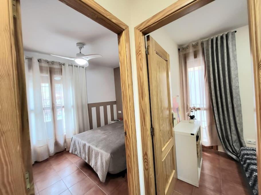 Flamenco, Apartamento Exclusivo De Dos Habitaciones En El Pleno Del Casco Antiguo, Alicante, Playa, Centro Historico, Rambla Esterno foto